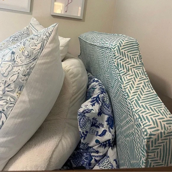 Room shop 422 headboard